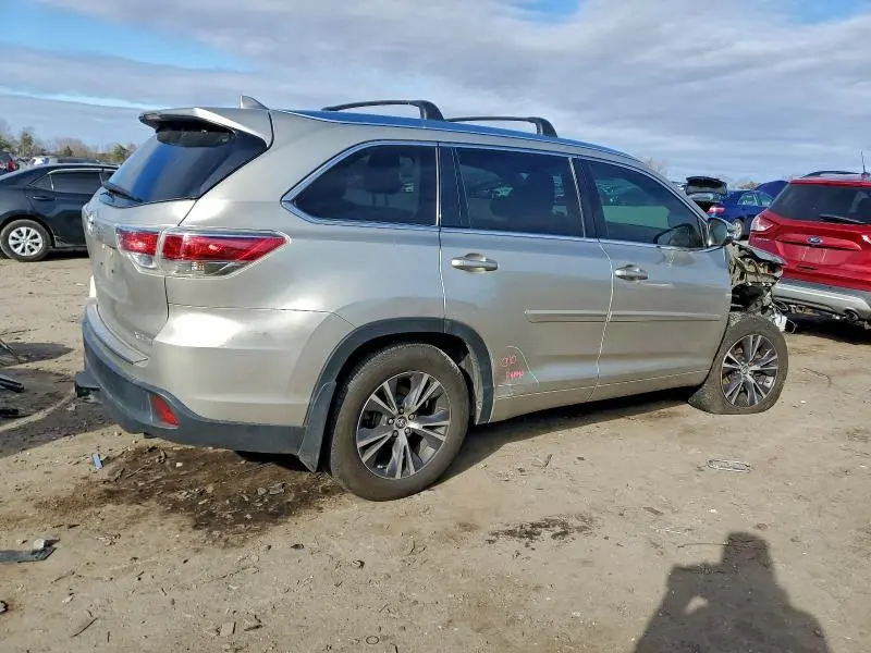 2016 TOYOTA HIGHLANDER XLE  