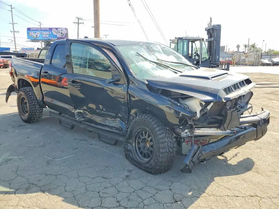 2021 TOYOTA TUNDRA CREWMAX SR5  