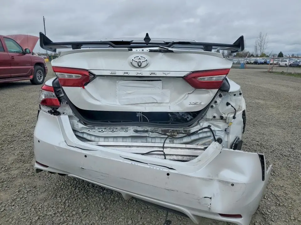2018 TOYOTA CAMRY XSE  