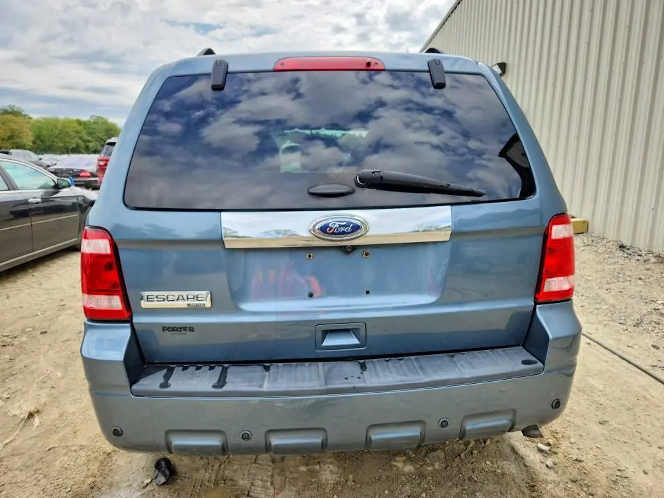 2011 FORD ESCAPE LIMITED  