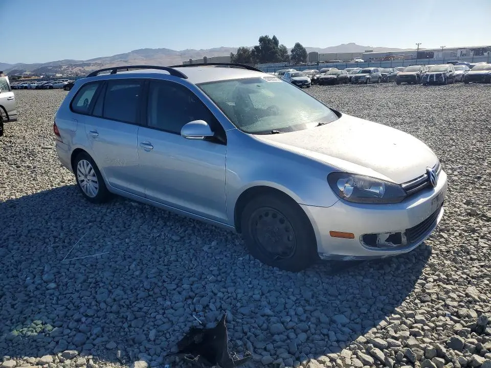 2013 VOLKSWAGEN JETTA S  