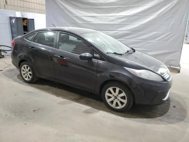 2011 FORD FIESTA SE  