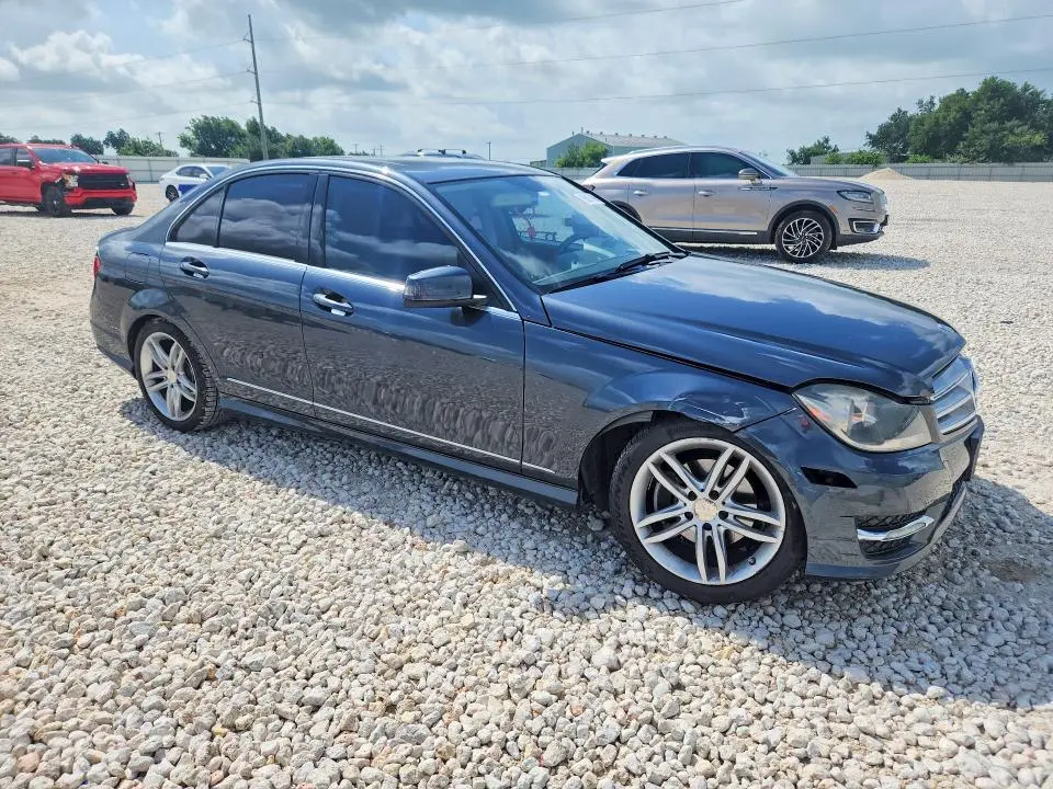 2013 MERCEDES-BENZ C 250  