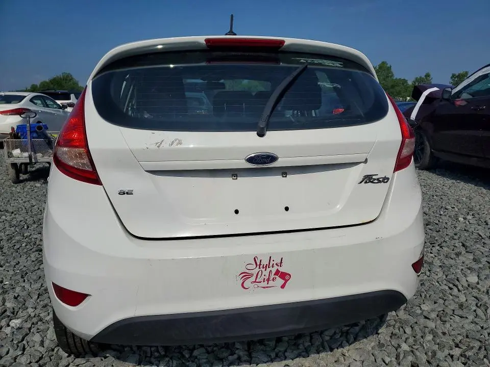 2013 FORD FIESTA SE  