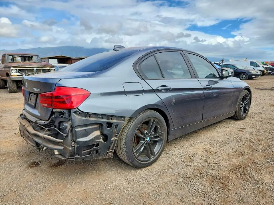 2016 BMW 320 I  