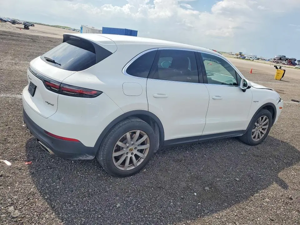 2019 PORSCHE CAYENNE SE HYBRID  