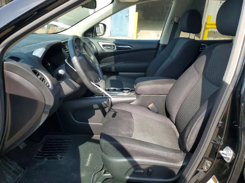 2017 NISSAN PATHFINDER SV  