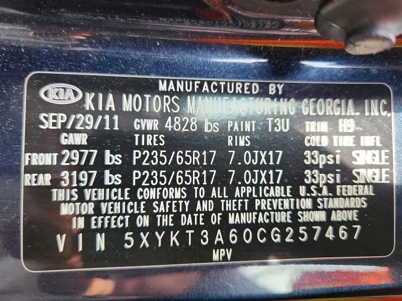 2012 KIA SORENTO LX  