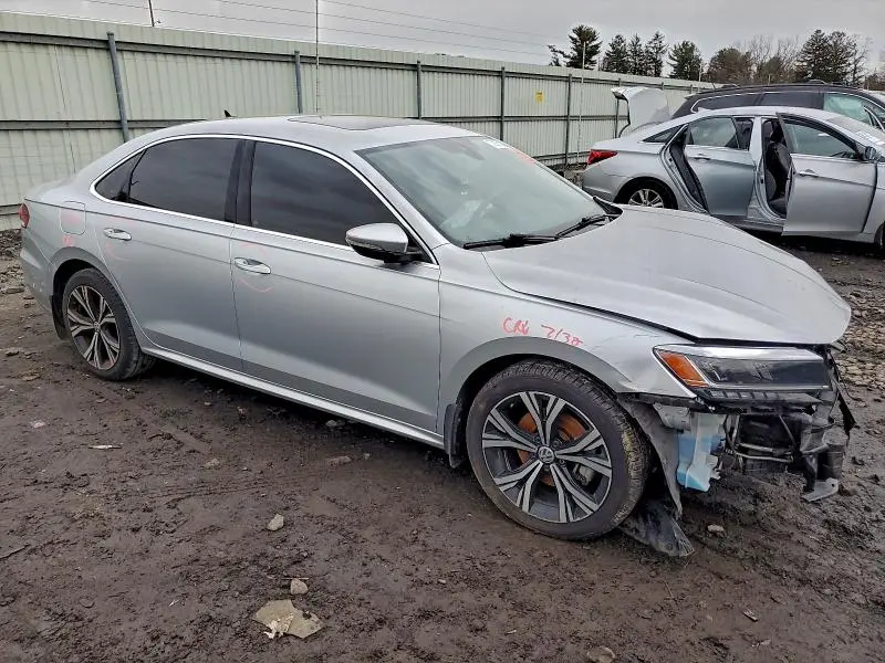 2021 VOLKSWAGEN PASSAT SE  
