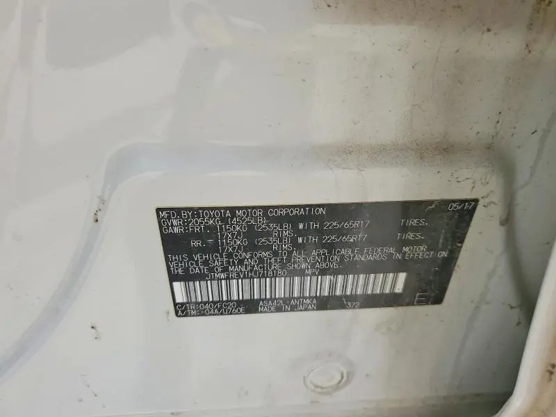 2017 TOYOTA RAV4 XLE  