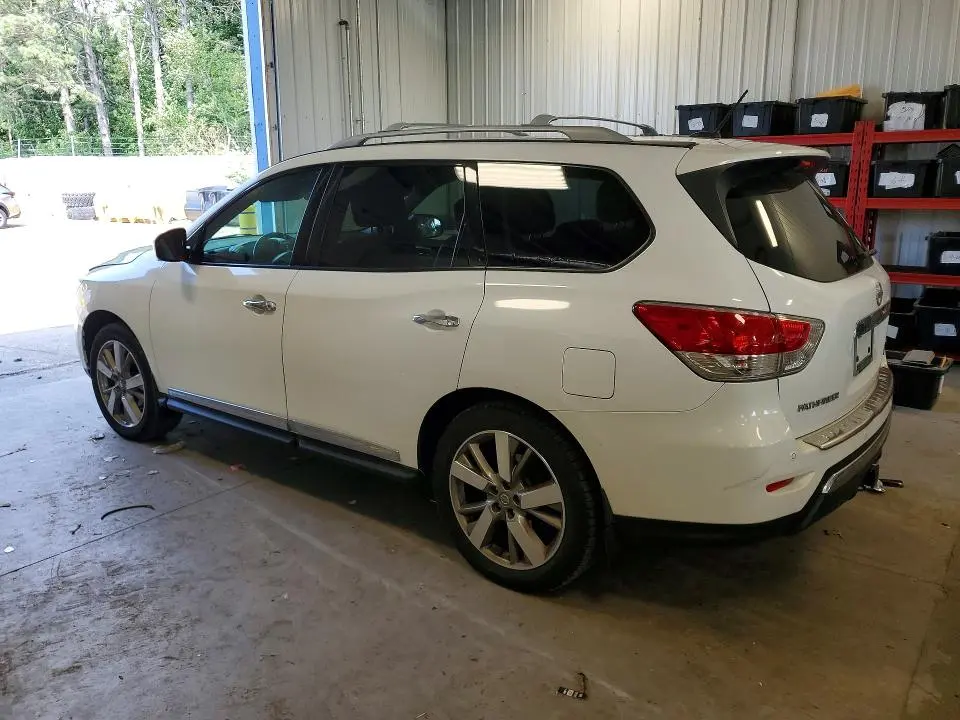 2013 NISSAN PATHFINDER S  