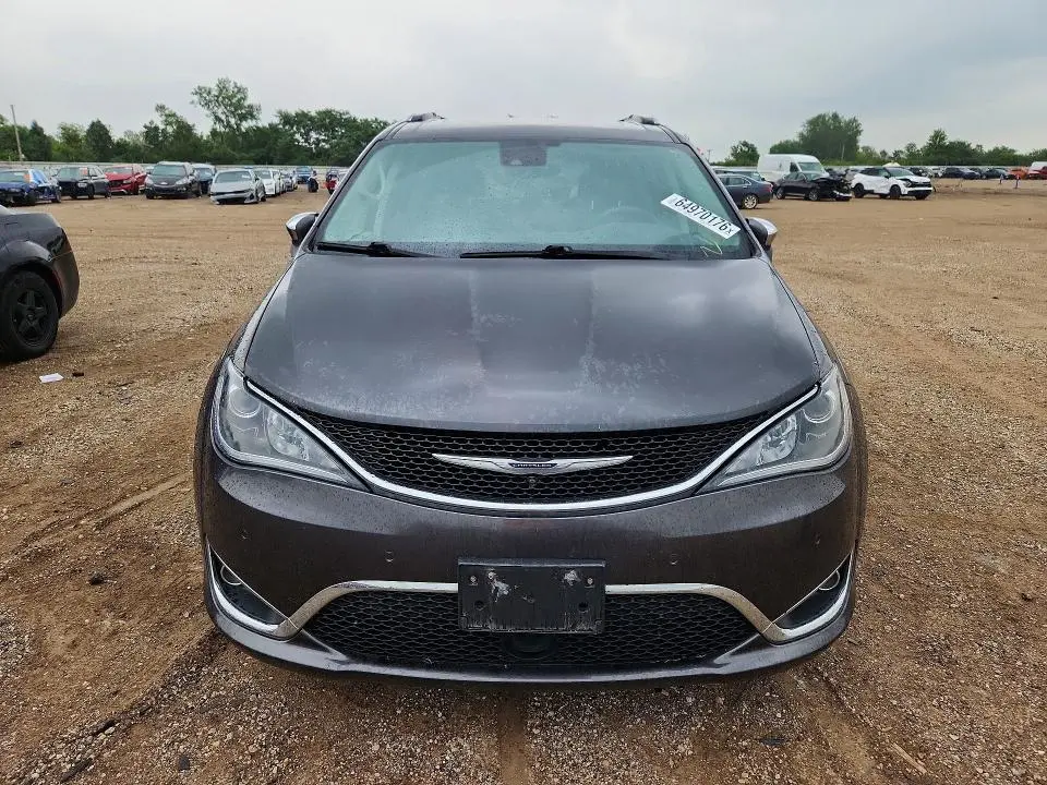 2018 CHRYSLER PACIFICA LIMITED  