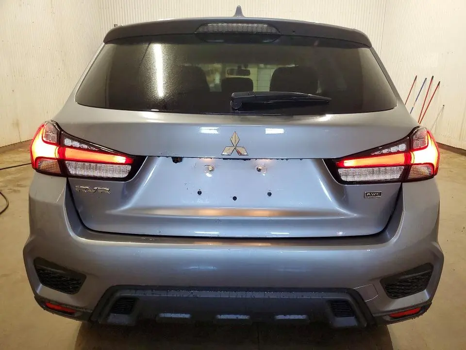 2026 MITSUBISHI RVR SE  