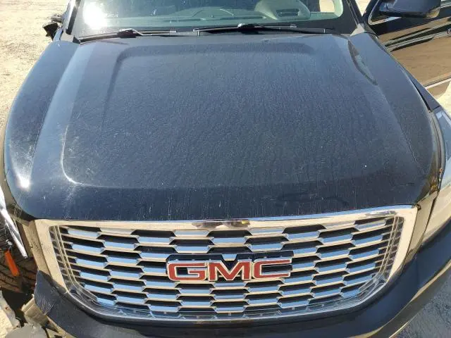 2018 GMC YUKON XL DENALI  