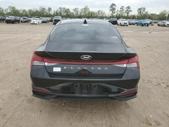 2022 HYUNDAI ELANTRA SE