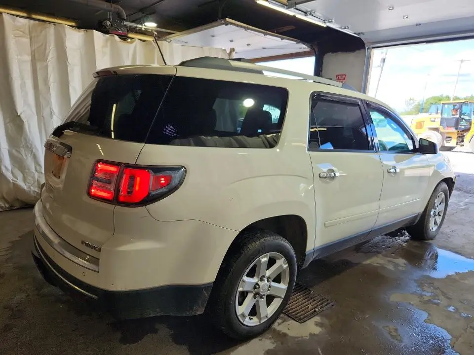 2014 GMC ACADIA SLE  