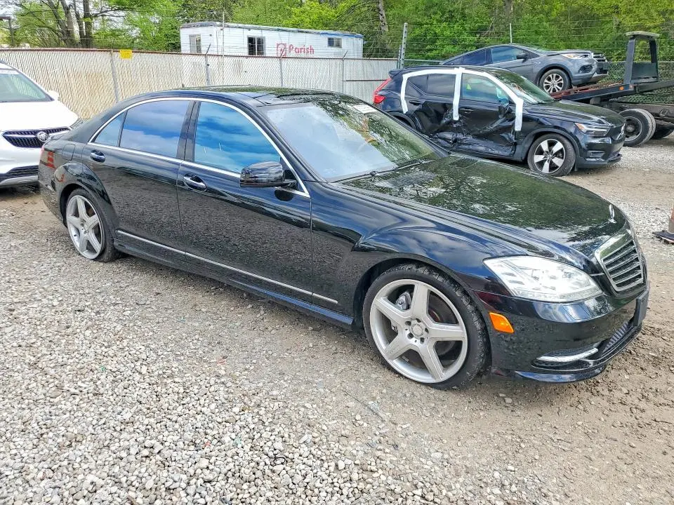 2010 MERCEDES-BENZ S 550  
