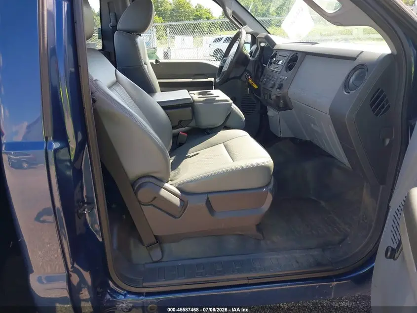 2015 FORD F-250 XL