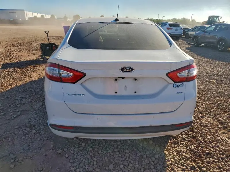2016 FORD FUSION SE  