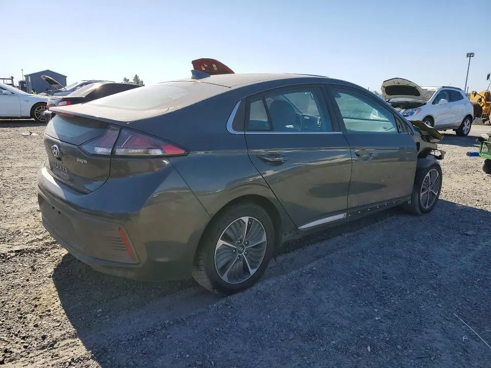 2022 HYUNDAI IONIQ SEL  