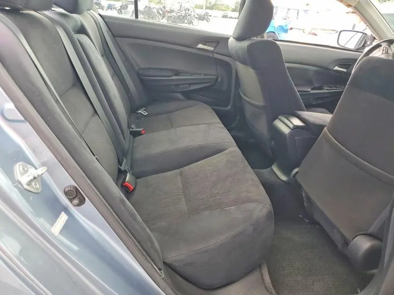 2011 HONDA ACCORD LXP  