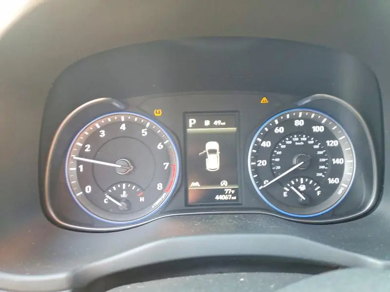 2022 HYUNDAI KONA SE  