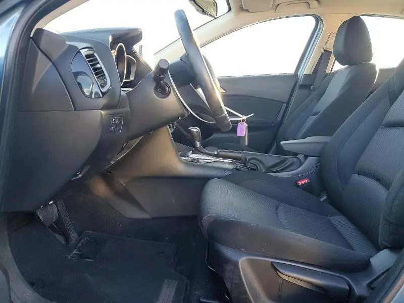 2016 MAZDA 3 TOURING  