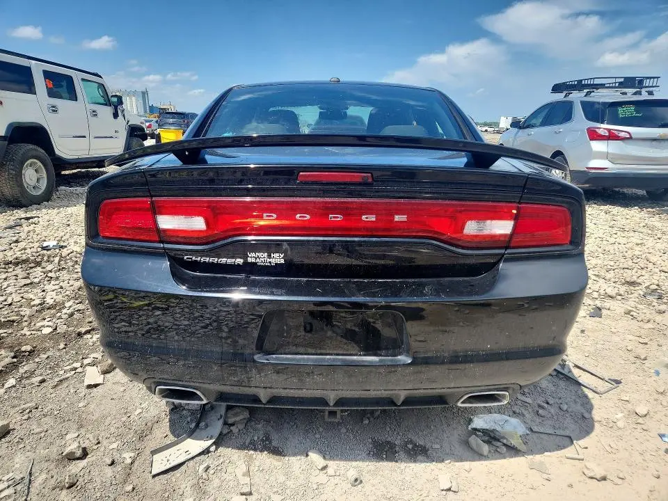 2012 DODGE CHARGER SE  