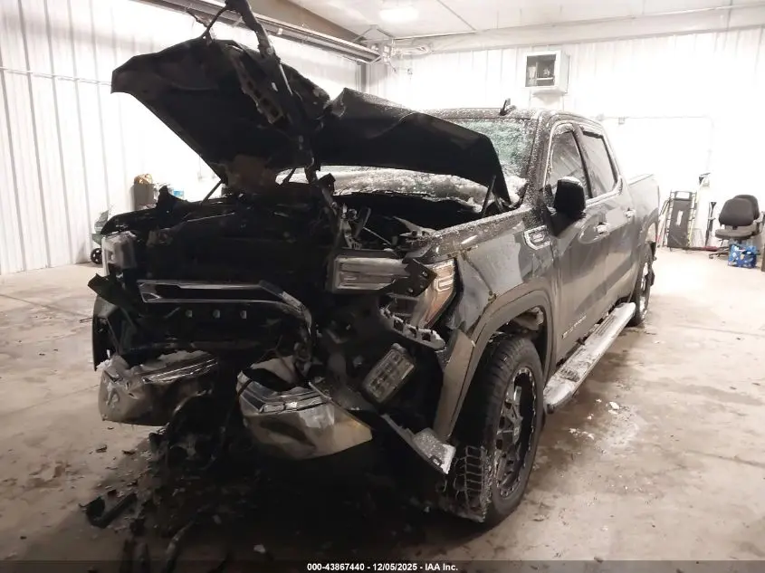 2021 GMC SIERRA 1500 4WD  SHORT BOX SLT