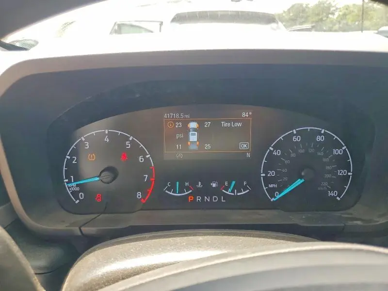 2024 FORD MAVERICK XL  