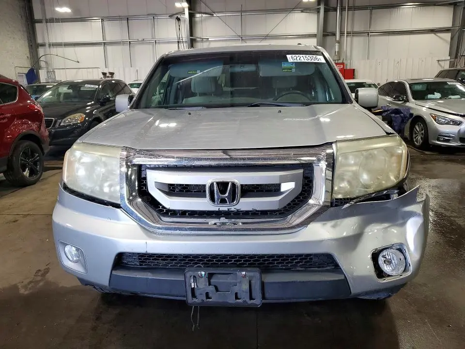 2011 HONDA PILOT EX  