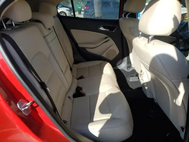 2019 MERCEDES-BENZ GLA 250  