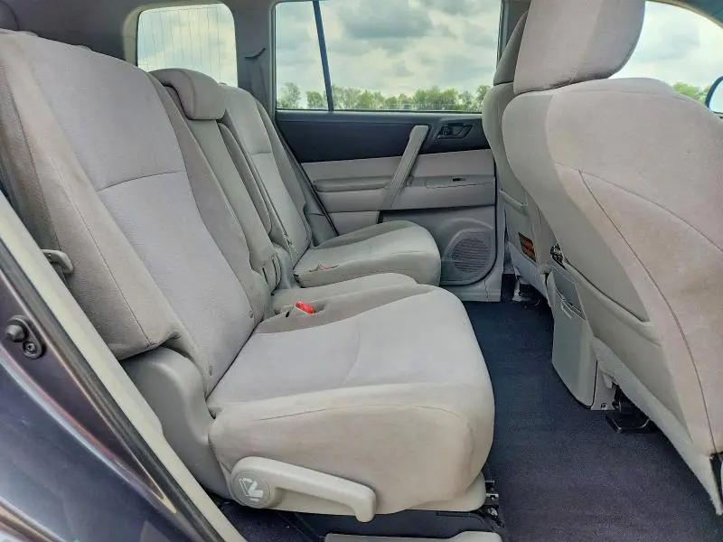 2013 TOYOTA HIGHLANDER BASE  