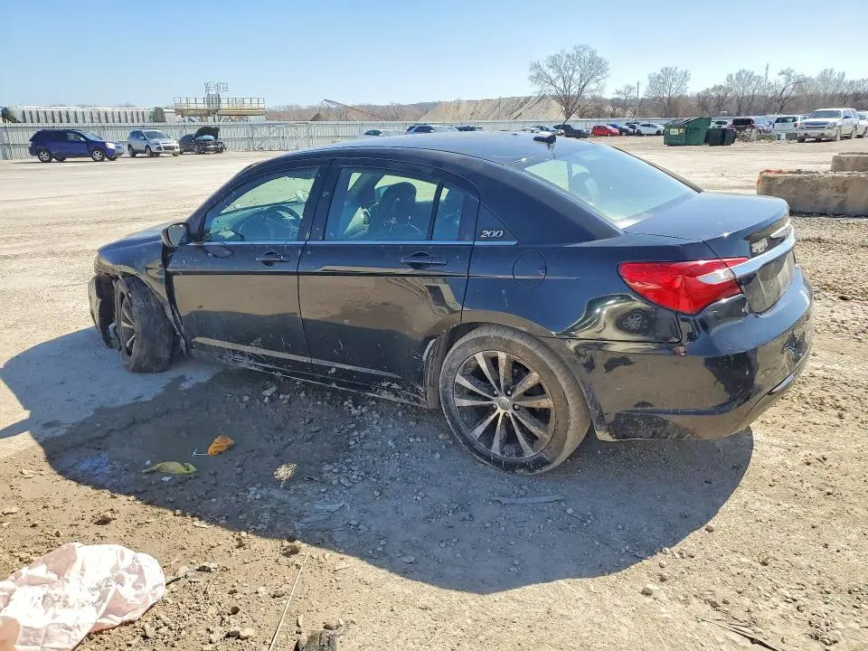 2013 CHRYSLER 200 LIMITED  