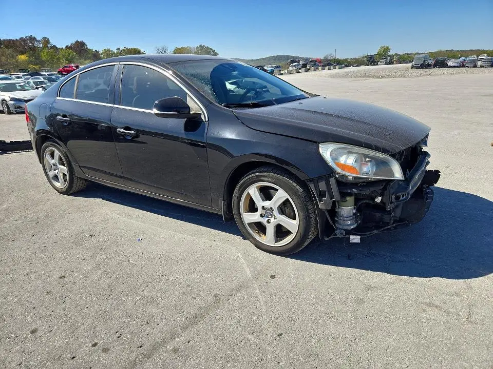 2012 VOLVO S60 T5  
