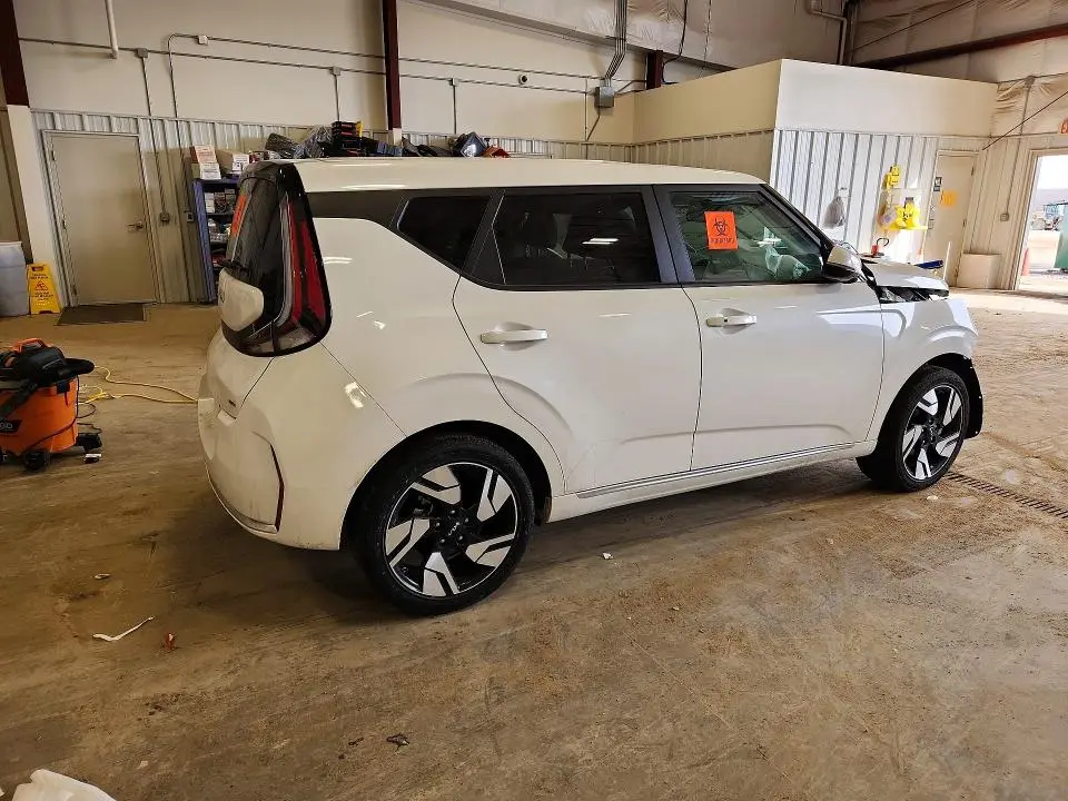 2025 KIA SOUL GT LINE  
