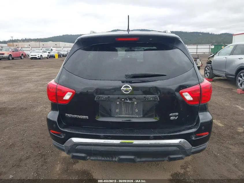 2018 NISSAN PATHFINDER SV