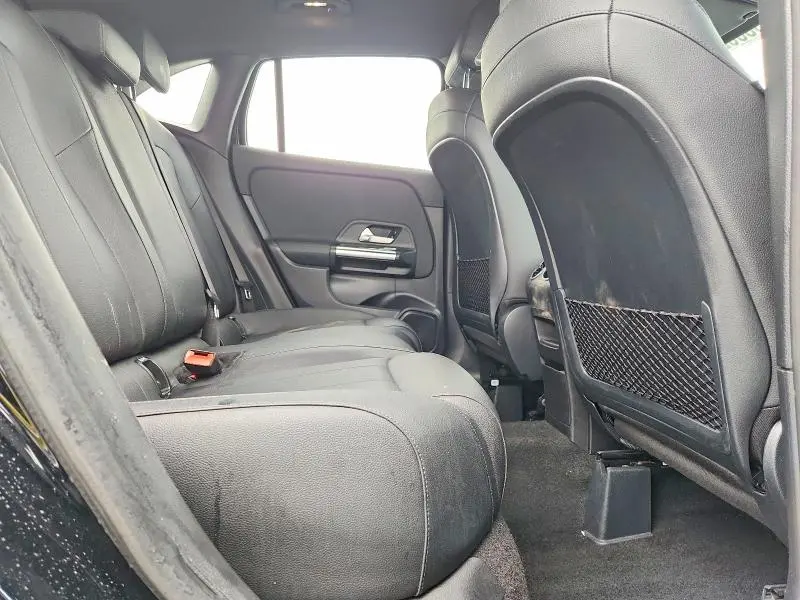 2021 MERCEDES-BENZ GLA 250 4MATIC  