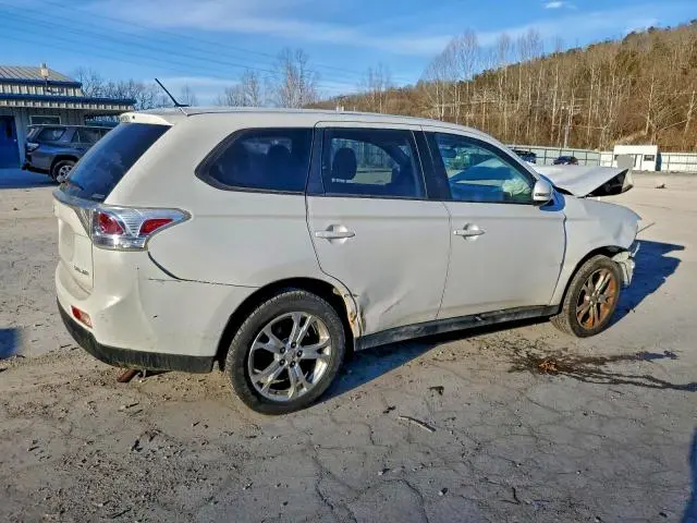 2014 MITSUBISHI OUTLANDER SE  