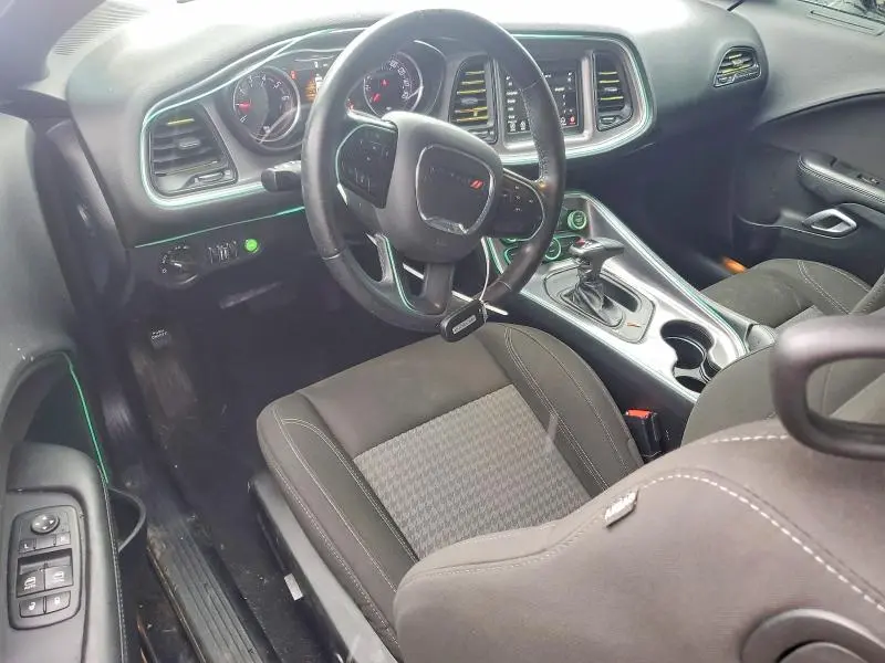 2020 DODGE CHALLENGER SXT  