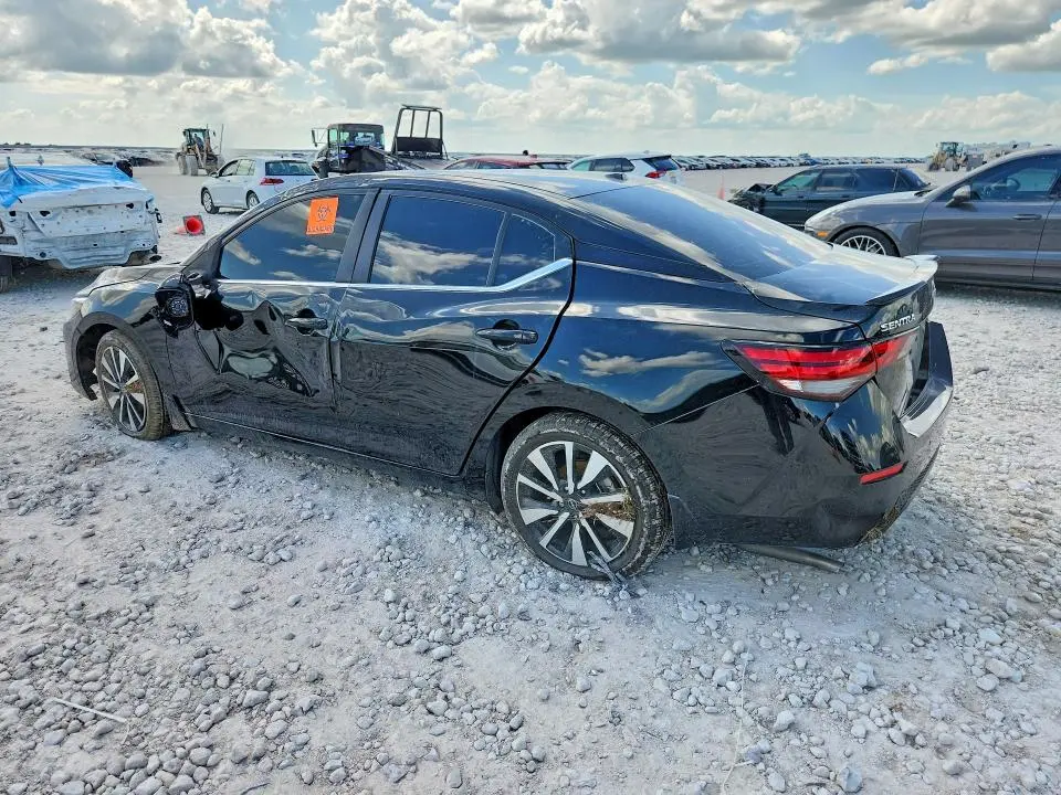 2024 NISSAN SENTRA SV  