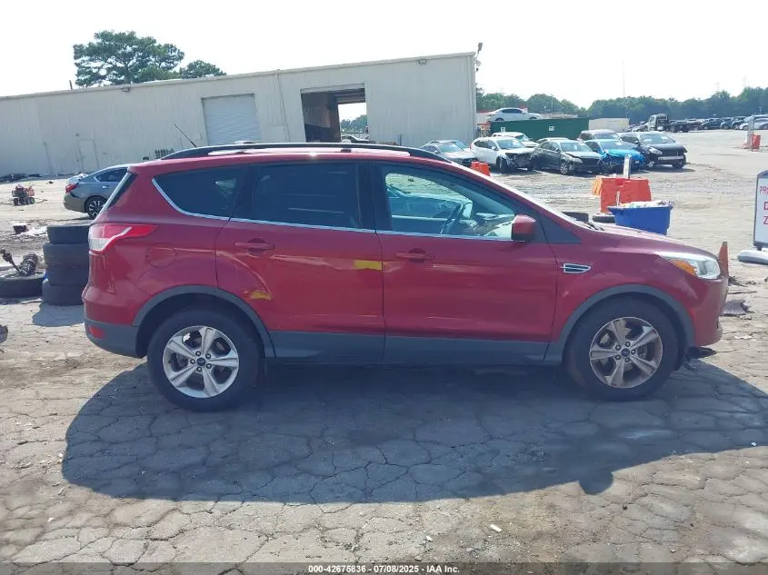2015 FORD ESCAPE SE