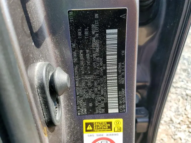2019 TOYOTA HIGHLANDER XLE  