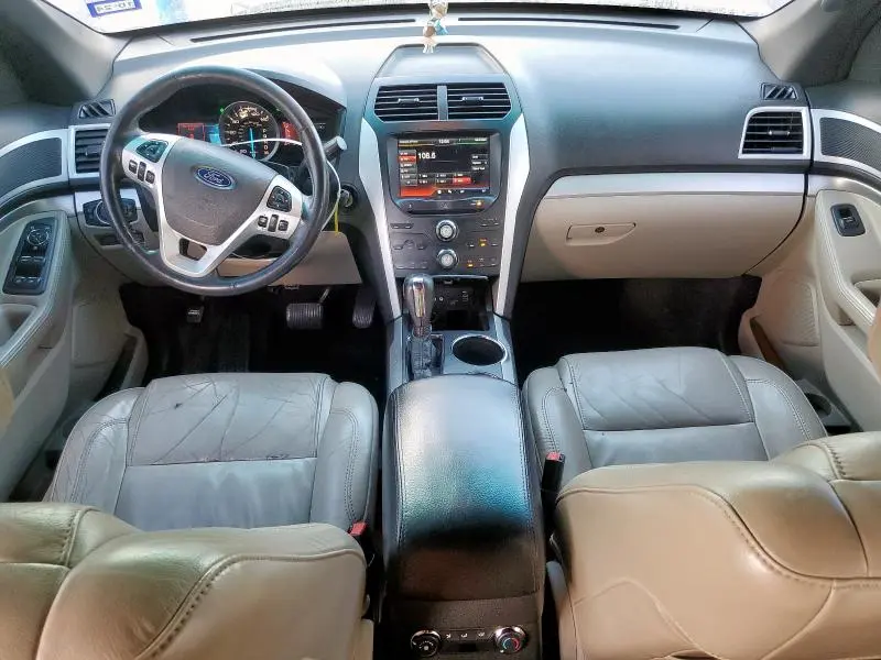 2011 FORD EXPLORER XLT  