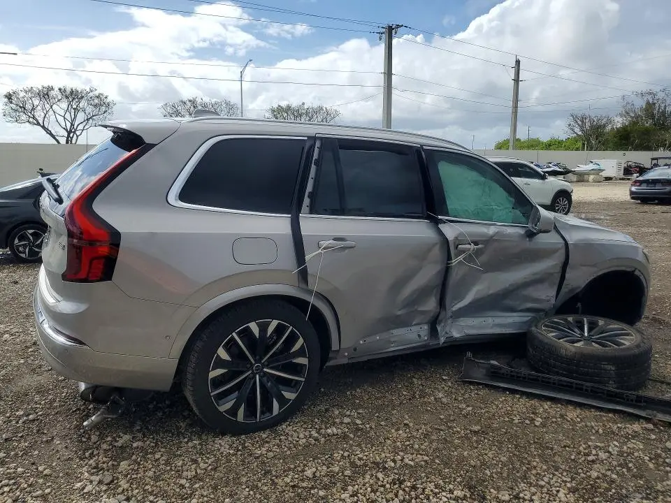 2025 VOLVO XC90 PLUS  