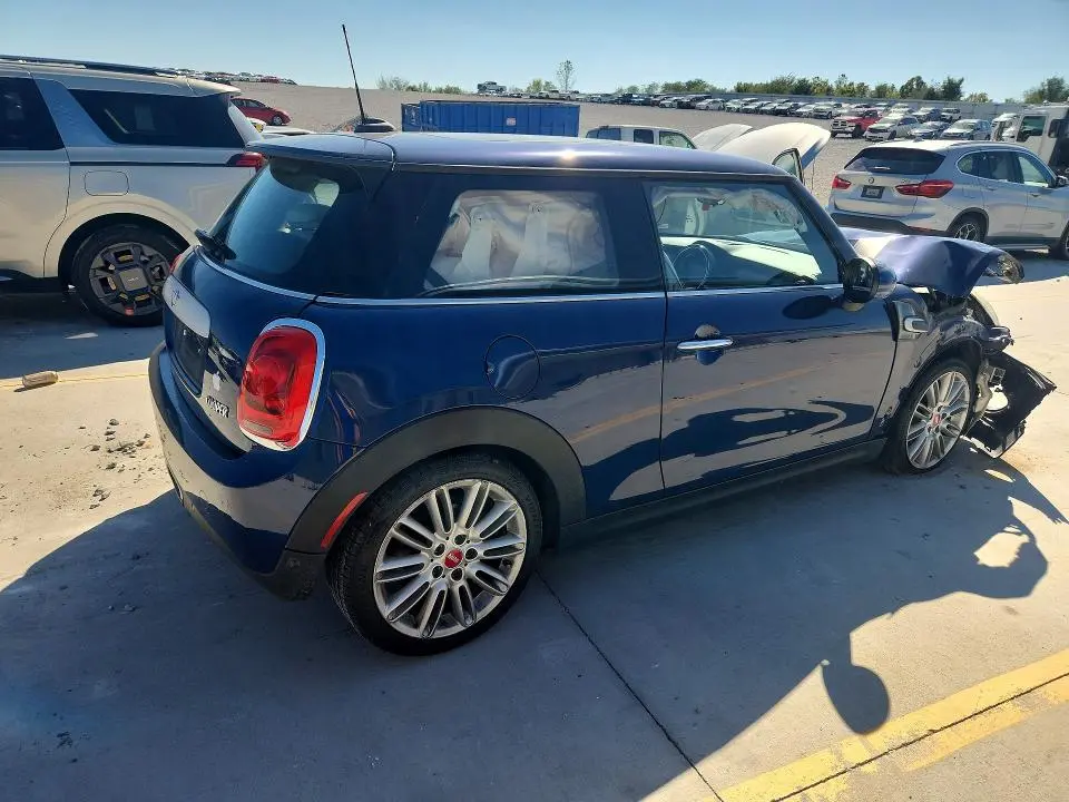 2014 MINI COOPER   