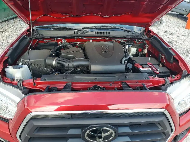 2021 TOYOTA TACOMA SR5 V6  
