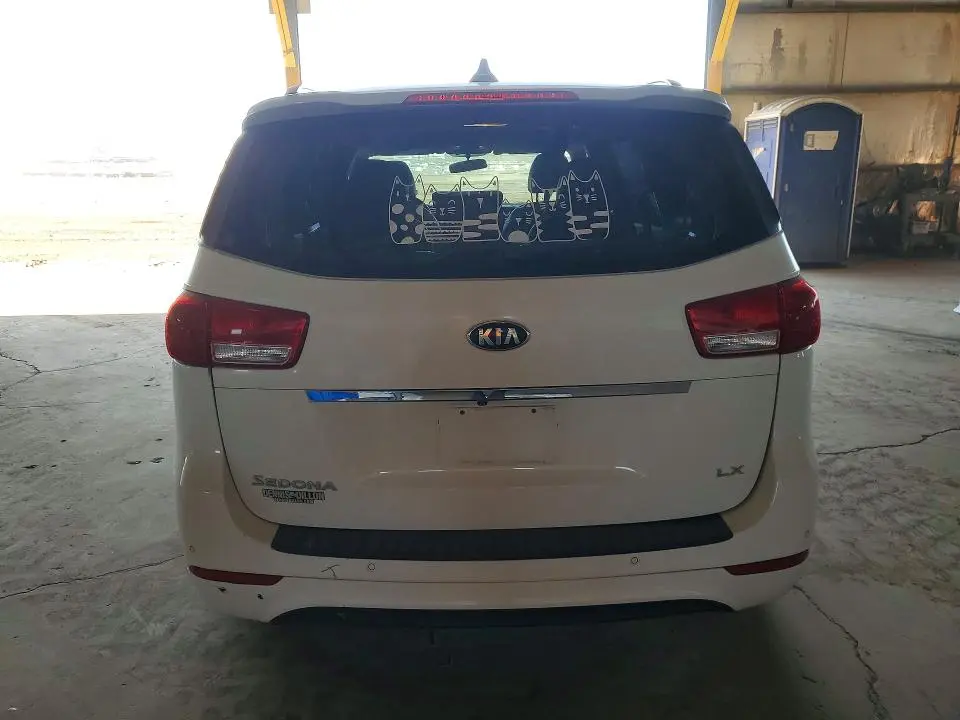 2017 KIA SEDONA LX  