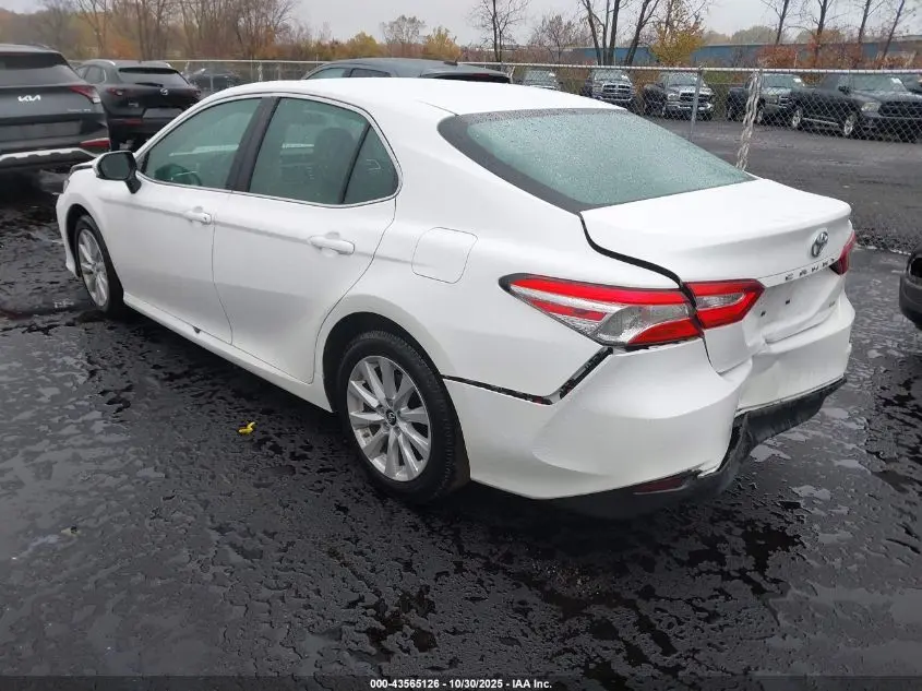 2018 TOYOTA CAMRY LE