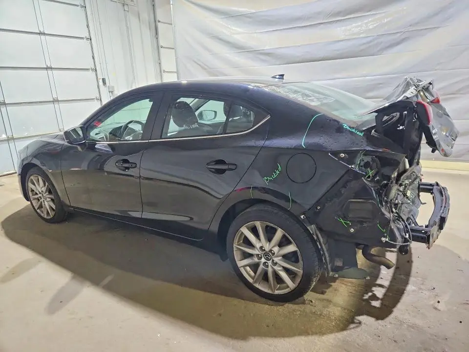 2017 MAZDA 3 TOURING  
